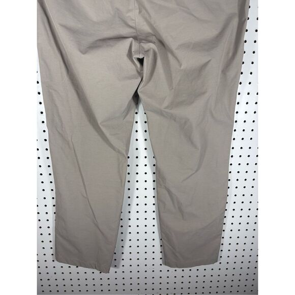 Vineyard Vines on the go performance khaki pants size 36x30 - Picture 5 of 11